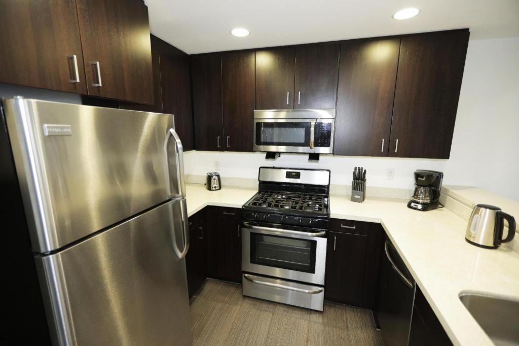 Downtown Cosmopolitan Residences Los Angeles Exterior photo