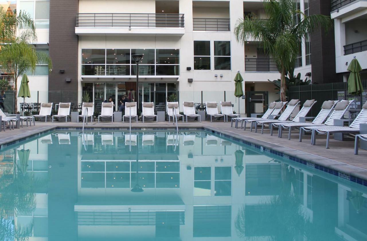 Downtown Cosmopolitan Residences Los Angeles Exterior photo